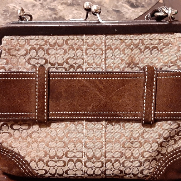 Coach  rare kiss lock satchel - Picture 5 of 6